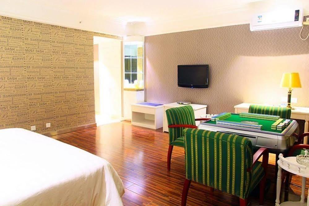 New Zhongxun Business Hotel Yueyang Екстер'єр фото